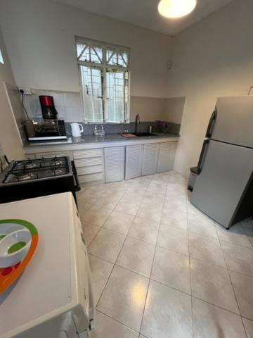 Maison Sandra Montchoisy Luaran gambar